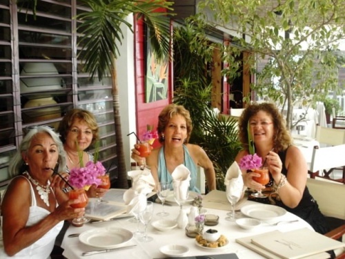 la cousine plus bronzée...arrive de Bretagne