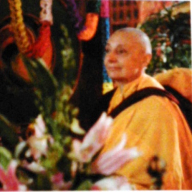 Vénérable Maître bouddhiste, femme.fer de lance de la cause féministe bouddhiste.