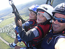 Parapente bébé papa maman
