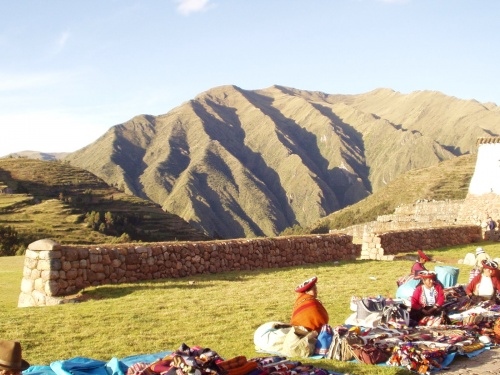 Les tapis  tissés des environs de   Cuzco Pérou