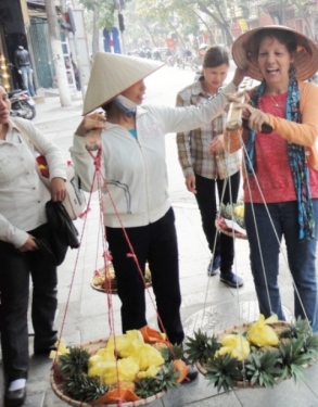 Hop sur l'épaule et hop sur la tête