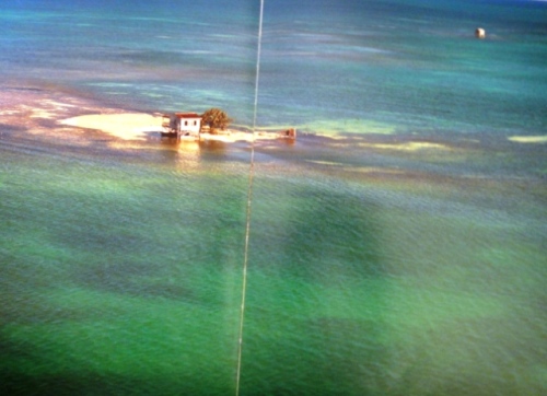 2 cases sur 2 confettis de sable! Photo de Maris Jovaisa