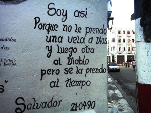 Poème sur le mur de la calle