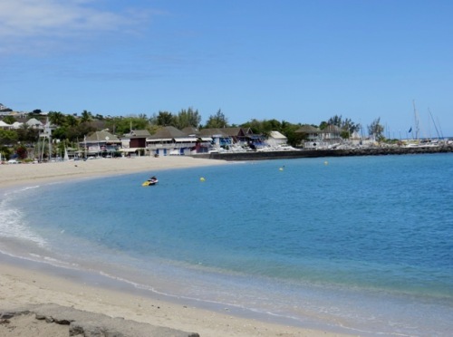 La plage des Roches noires