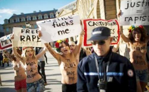 feministes-de-femen-ont-manifeste-devant-le-ministere-de-la-justice-a-paris-pour-protester-contre-le