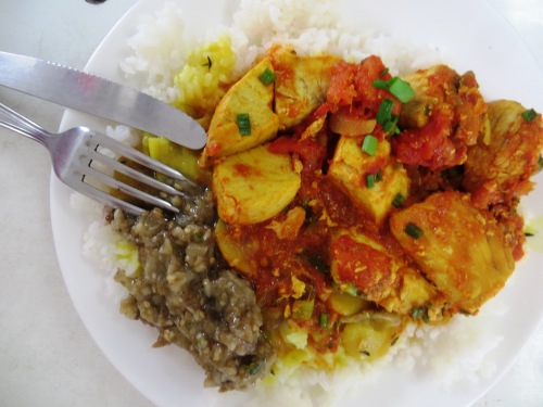 Carrry d'espadon  et rougail bringelle!