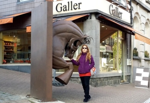 Câlin au cheval et dégustation chez Galler à Ciney (Belgique)